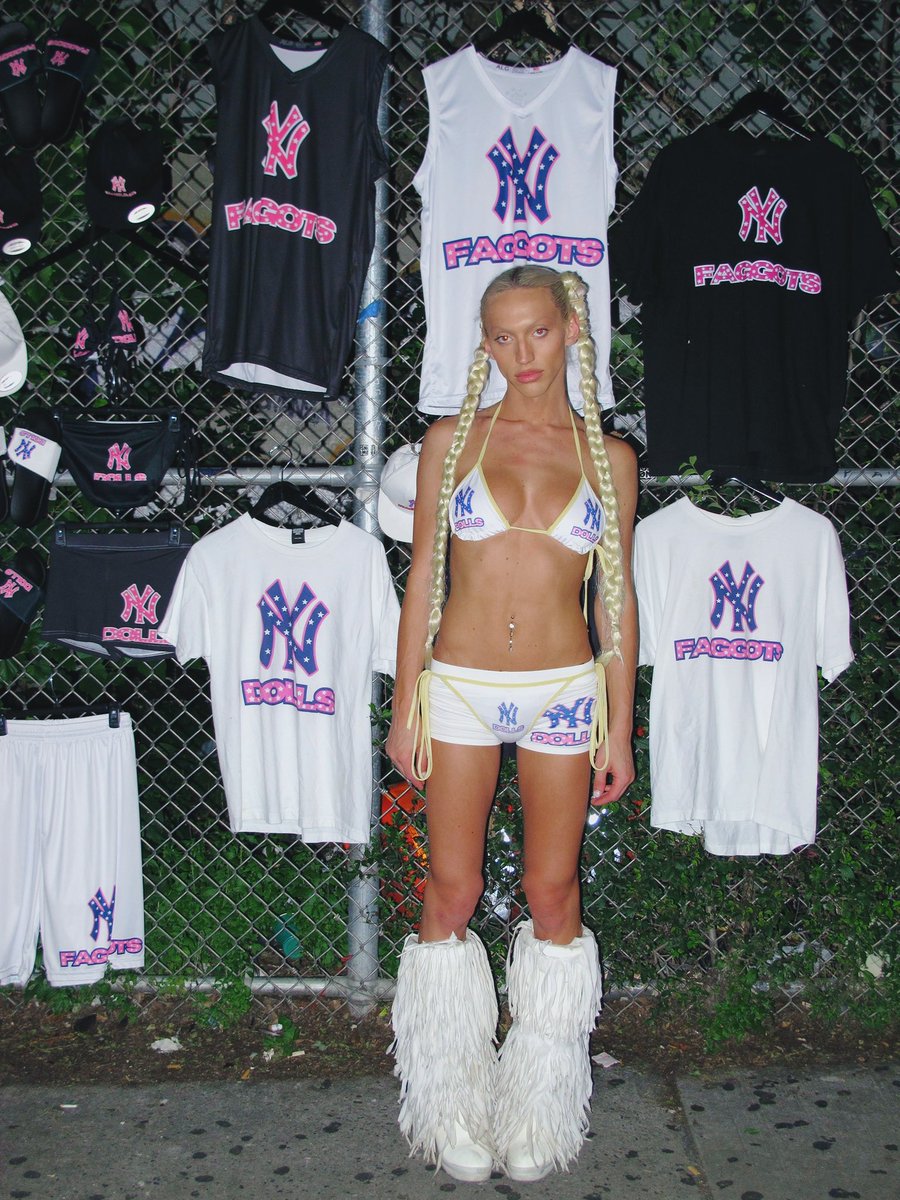 Linuxlicious's tweet image. NY DOLLS &amp;amp; NY FGGTS 🔥🔥 looks just dropped on Club-Linux.Com 👀 $5 of every item sold goes directly to Ali Forney Center which provides life saving shelter &amp;amp; resources to homeless LGBTQ youth 🫂🏳️‍🌈