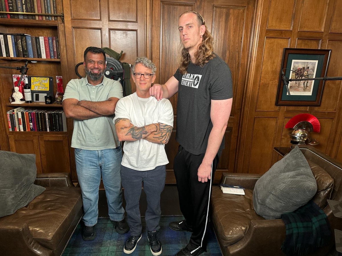 warlockstaylate's tweet image. Mike Schiffman (aka route) has just wrapped back to back interviews with Mohammed Bagha (aka mb) and Stephen Watt (aka the_ut). Excited to see both of these episodes drop.