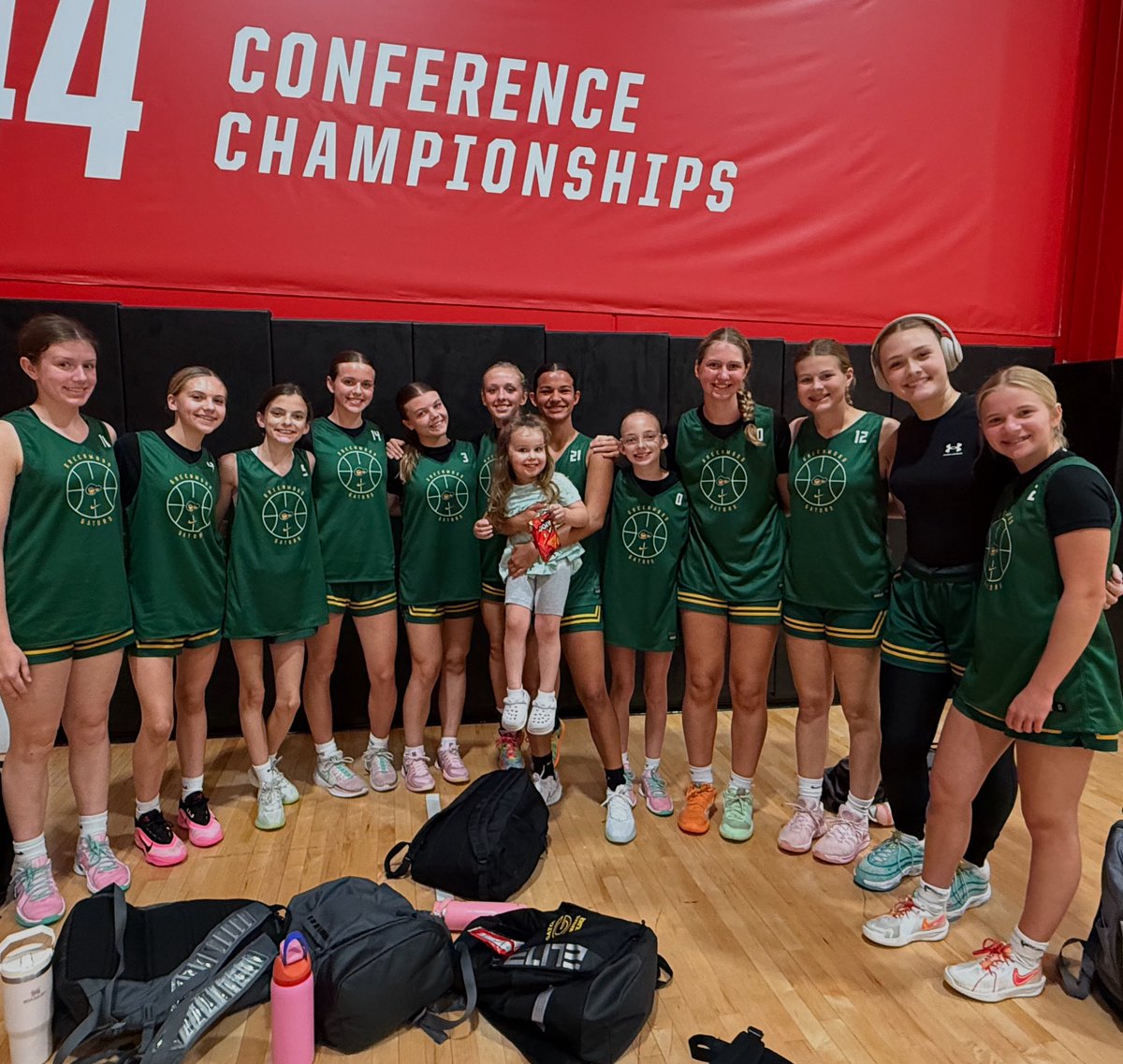 Lady Gator Basketball tweet media