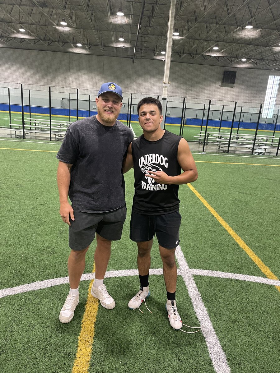 Ameer A. Beg (@ameerbeg8) on Twitter photo Had a great time and got lots of reps at the <a href="/underdogrush/">Underdog Training</a> showcase. Thank you so much for the opportunity Coach Hansen to come out and show my skills. Got to meet some amazing coaches as well such as Coach Bo and Coach Bacon!
LB/RB/ATH COโ27
<a href="/Borichterr/">Bo Richter</a> <a href="/CoachBacon98/">Tyler Bacon</a> Had a great time and got lots of reps at the <a href="/underdogrush/">Underdog Training</a> showcase. Thank you so much for the opportunity Coach Hansen to come out and show my skills. Got to meet some amazing coaches as well such as Coach Bo and Coach Bacon!
LB/RB/ATH COโ27
<a href="/Borichterr/">Bo Richter</a> <a href="/CoachBacon98/">Tyler Bacon</a>