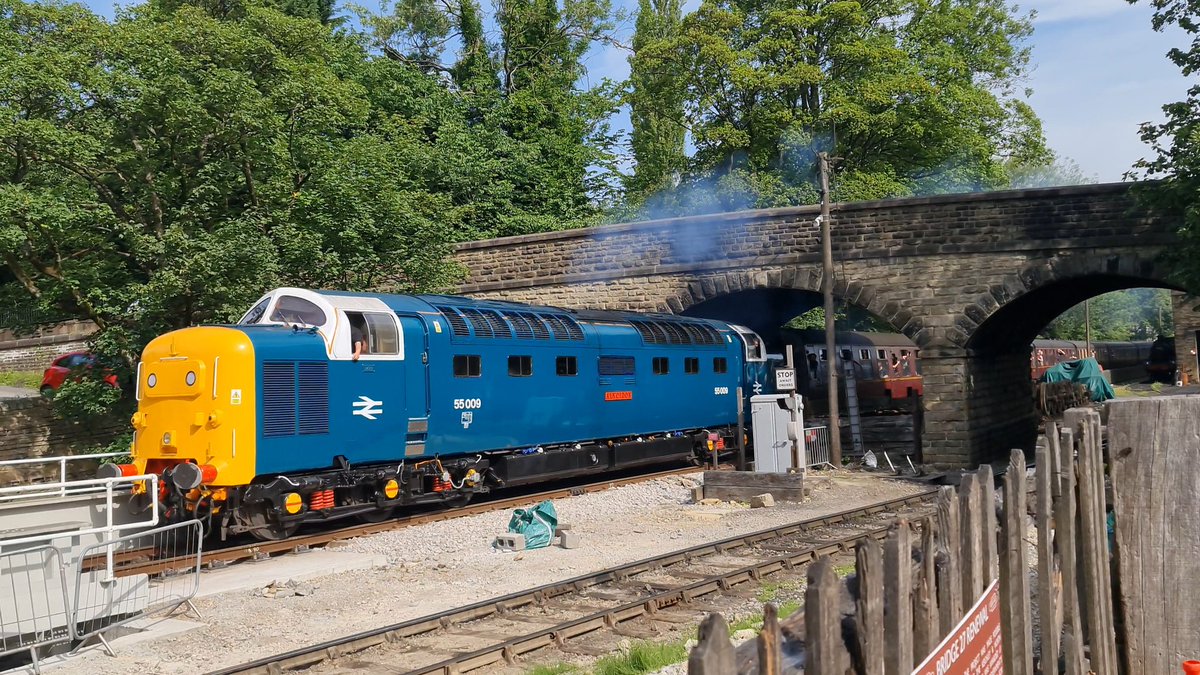 SkhTrains (@skhtrains) on Twitter photo Didn't think I'd bother with YouTube anymore, but yesterday was so good it needs sharing! <a href="/WorthValley/">Keighley & Worth Valley Railway</a> Diesel action from yesterday in the link below. Give it a repost and a share 😁
youtu.be/84GFVFECB5E Didn't think I'd bother with YouTube anymore, but yesterday was so good it needs sharing! <a href="/WorthValley/">Keighley & Worth Valley Railway</a> Diesel action from yesterday in the link below. Give it a repost and a share 😁
youtu.be/84GFVFECB5E