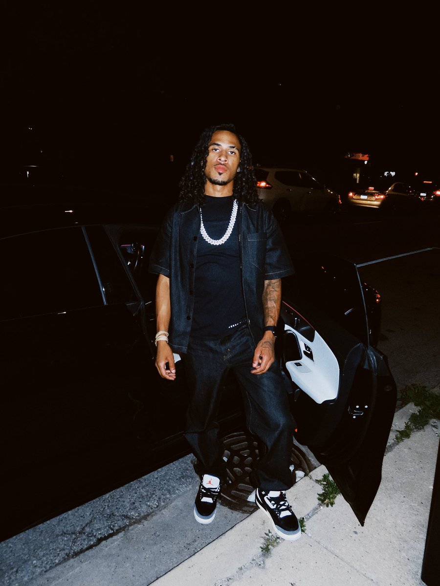 DStepJr's tweet image. 