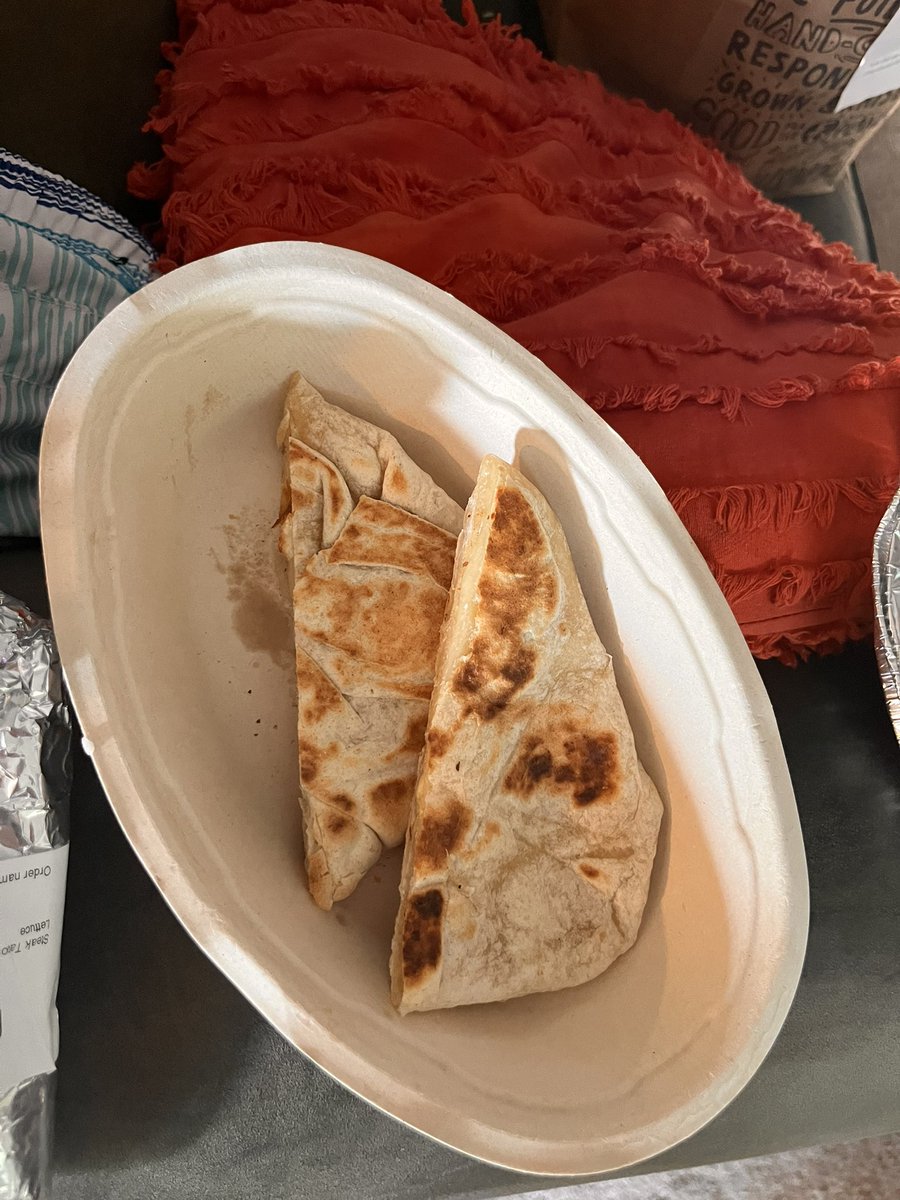 Looks like <a href="/ChipotleTweets/">Chipotle</a> quality is sliding a *bit.* $13.