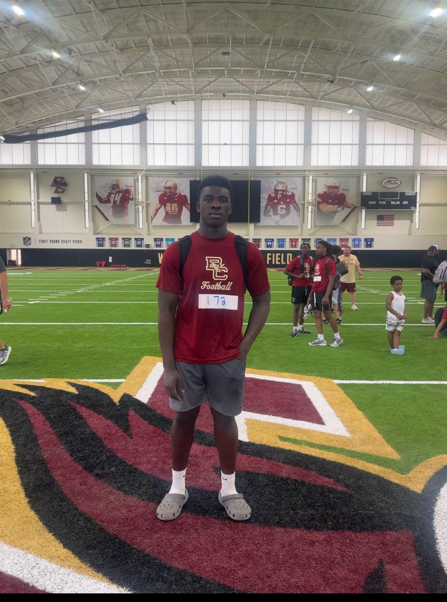 SimonJNuamah's tweet photo. I had an amazing camp experience today @BCFootball performing well in drills and 1v1 session. Can’t wait to be back in the fall! @Coach_Applebaum @julianrowecohen @KamrynRodrigue @BrooksFb @CoachMFoley @CoachDJCU @TeamGetBodied  @CatanoPerforma1 https://t.co/4OU7YGKtft