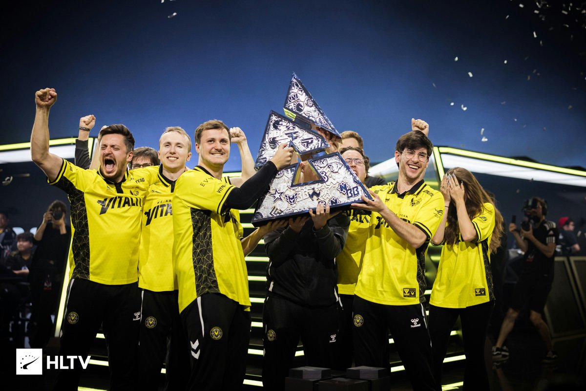 Je ne sais pas si on se rend compte, mais depuis six mois, à chaque tournoi, tout le monde a l’espoir de gagner mais à la fin, ce sont toujours les mêmes qui gagnent. 7 trophées remportés, dont 1 Grand Slam et 1 Major. 

HISTORIQUE 🤠