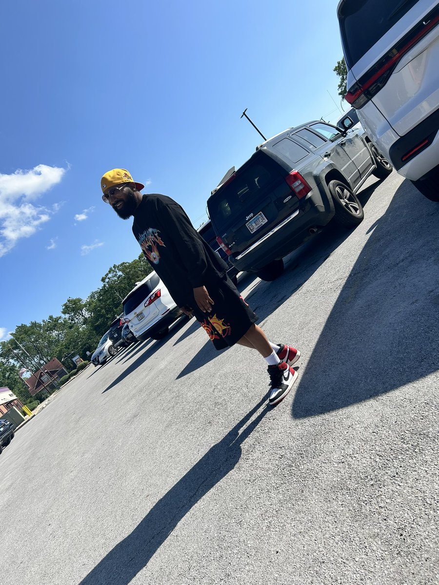 Mr.E Videos (@mrevideos) on Twitter photo 