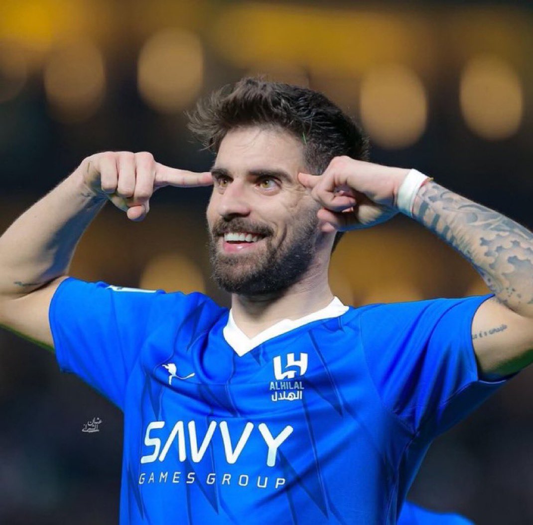 الدروب اللي صار لكيسييه مرعب بكل معنى الكلمة!

تخيلوا إنه كان أفضل من سافيتش ونيفيز بمراحل… واليوم؟

مستواه هبط بشكل مخيف، وهم استمروا وتطوّروا، وهو للأسف ضاع

وش الاسباب..!