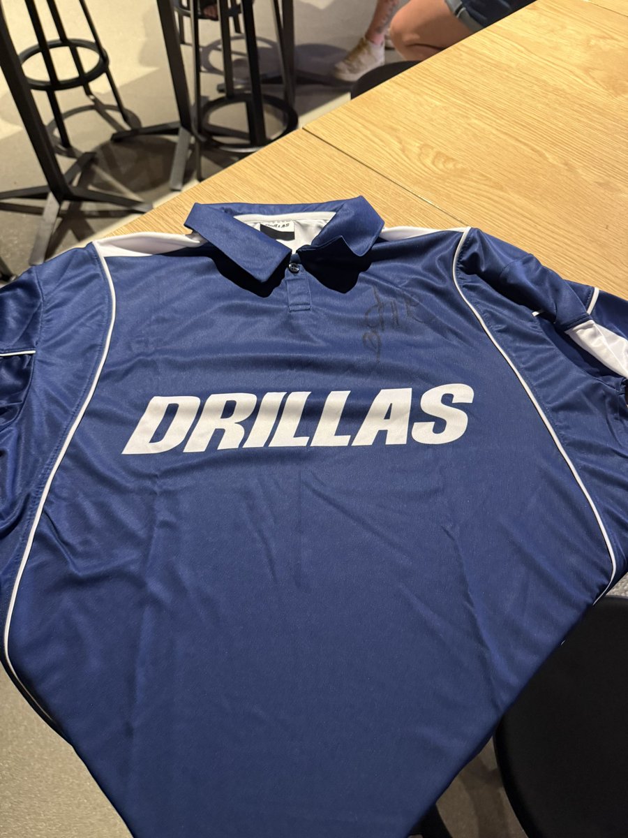 ProtonBroken's tweet photo. @ohnePixel thank you so much for dropping this polo to me, priceless artifact to me having this. Thank you!!! https://t.co/G8MJ7IyIfI