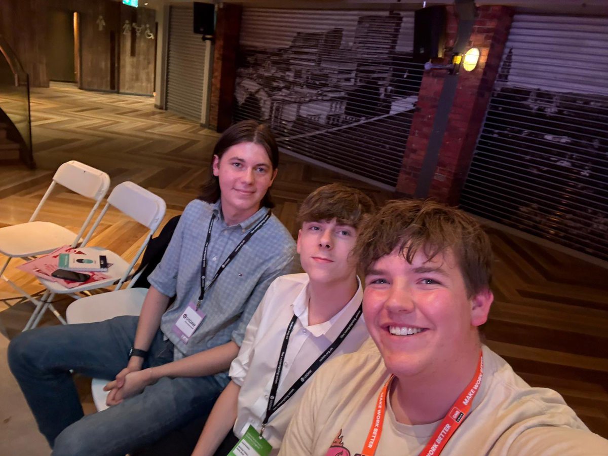 TraffordYL's tweet image. Trafford Young Labour went on tour this weekend to the Young Labour and Labour Students congress in Cardiff. It was an amazing experience to hear from cabinet members and great to meet up with young members from across the UK! #labourpartyuk #younglabour #younglabourconference