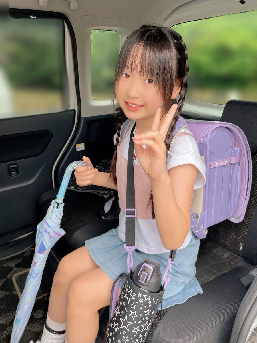 おはようございまゆゆす🧸

今週も頑張ろうね૮₍ ̥⎽ ̫ ⎽ ̥₎ა🩷

今週からプールがはじまるけど雨予報⋆̩☂︎*̣̩朝から天気予報とにらめっこしてたよ🤣
いってきます(*`･ω･)ゞ

 #zerodanceschool #gogobridge #キッズモデル #キッズアイドル #研修生 #js4 #9さい #まゆ