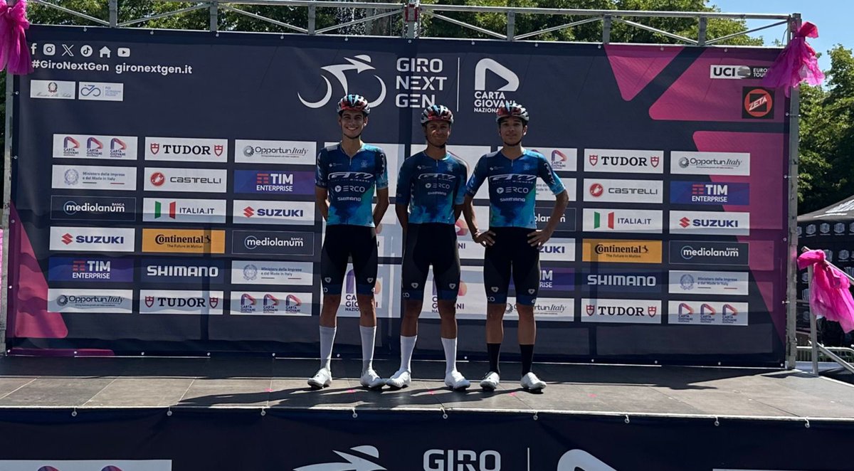 Mundo Ciclístico (@mundociclistico) on Twitter photo #GiroNextGen | 🇮🇹🚴♂️🩷👶🏆🇮🇹 Giro Next Gen 2025: 🇨🇴 así quedaron los colombianos en la clasificación final 🩷🚴♂️👶🇮🇹🏆💪🇨🇴 👏
#VamosEscarabajos #ElPortalDelCiclismo #GiroGiovani2025 #GiroNextGen2025 <a href="/gironextgen/">Giro Next Gen</a> <a href="/GWErcoColombia/">GW Erco SHIMANO</a> <a href="/gw_bicycles/">Bicicletas GW</a>
revistamundociclistico.com/2025/giro-next… #GiroNextGen | 🇮🇹🚴♂️🩷👶🏆🇮🇹 Giro Next Gen 2025: 🇨🇴 así quedaron los colombianos en la clasificación final 🩷🚴♂️👶🇮🇹🏆💪🇨🇴 👏
#VamosEscarabajos #ElPortalDelCiclismo #GiroGiovani2025 #GiroNextGen2025 <a href="/gironextgen/">Giro Next Gen</a> <a href="/GWErcoColombia/">GW Erco SHIMANO</a> <a href="/gw_bicycles/">Bicicletas GW</a>
revistamundociclistico.com/2025/giro-next…
