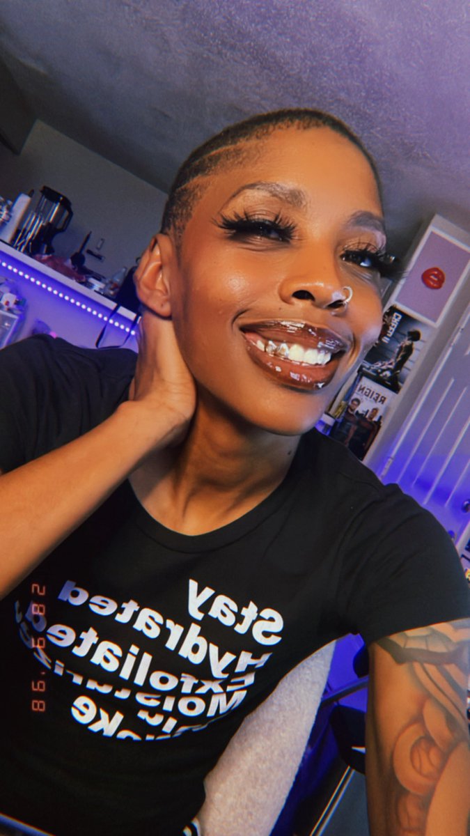 Schedule 1 SunDaze with some Painpex later!

Twitch.tv/sunkissed_liv