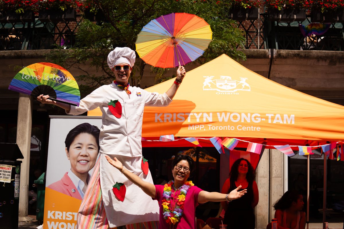 kristynwongtam's tweet photo. Thank you @StLawrenceMkt and @PrideToronto for organizing another fabulous Market Street Pride today! I’m very proud to have initiated the pedestrianized of Market Street years ago at City Hall with the @OldTownToronto and @SLNAspeaks! The extra public space enabled performances and unique vendors while highlighting the small businesses and community ties that keep Toronto's Pride movement growing across the city. Thank you to everyone who stopped by to say hi and pick up a new tote bag! #TorCen #TorCen