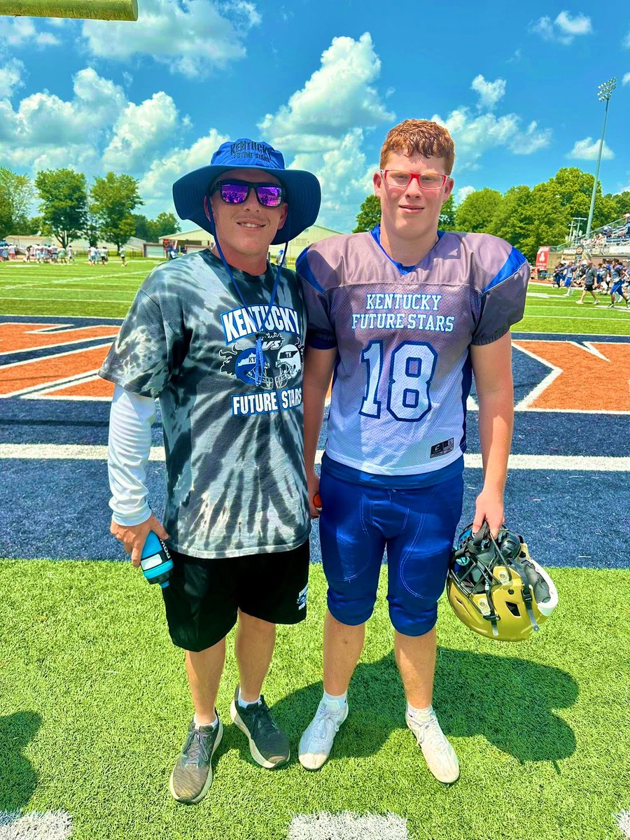 Briar Jumper Football (@bjnfball) on Twitter photo We are proud of all our 6th, 7th and 8th grade Jumpers who competed this weekend for their <a href="/KYFUTURESTARS/">Ricco Hughes</a> teams! Running back Justice Alford took home Offensive MVP of the 6th grade game! ๐
#BJN // #GoJumpers We are proud of all our 6th, 7th and 8th grade Jumpers who competed this weekend for their <a href="/KYFUTURESTARS/">Ricco Hughes</a> teams! Running back Justice Alford took home Offensive MVP of the 6th grade game! ๐
#BJN // #GoJumpers