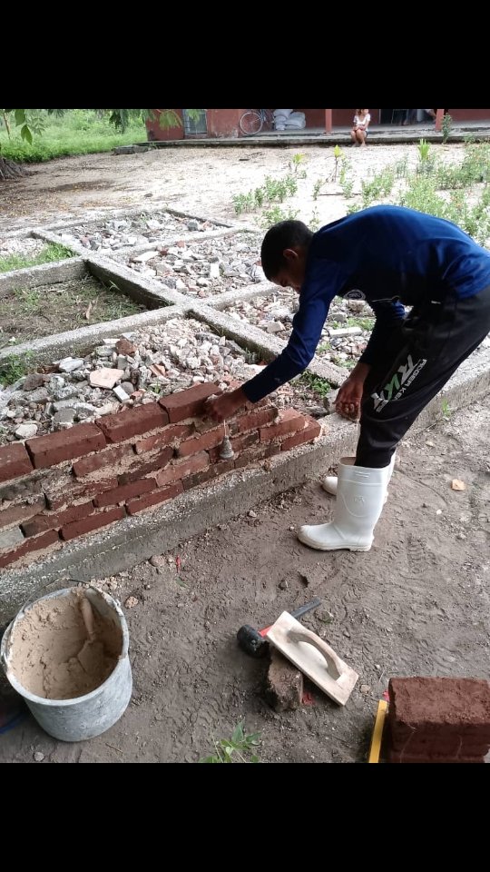 Los educandos en la especialidad de albañilería del IP Ernesto Guevara de la serna, realizaron su examen final.
#EducaciónGranma 
#EducaciónCautoCristo