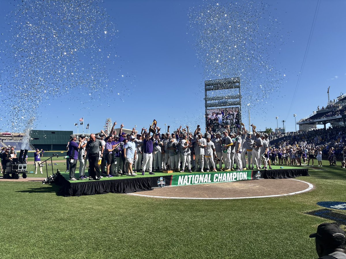 CreightonBAT's tweet image. Congratulations to LSU, and thank you to our Omaha 8 for another great series!
We hope you enjoyed our city and its connection to this beautiful game