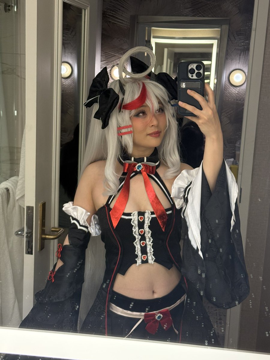 krylixi's tweet photo. thank you all for such a fun offkai!!! i haven’t been online much but ill try to do a build 🧵later; this fit took maybe 120+ hours in total 😭 (but wemi is a queen and deserves the best so it was worth it)

see you all next time!

#rememilia https://t.co/VCP31BJPhe