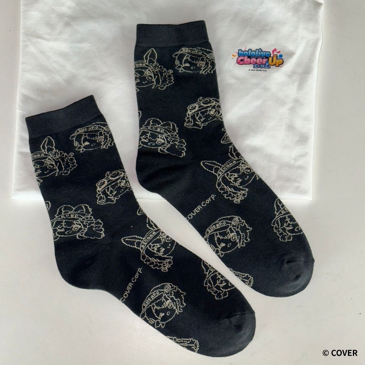 ou_en_event_usa's tweet image. 📦 More running kit revealed!
Next up!The official T-shirt and the socks! 👕✨
Super cute!!!
We can’t wait to see everyone rocking the Fun Run T-shirts and joining the event together 🏃♀️
🎟️ Sign up for the Fun Run now:: reurl.cc/DqEgz5
Follow OU-EN EVENT USA for the…
