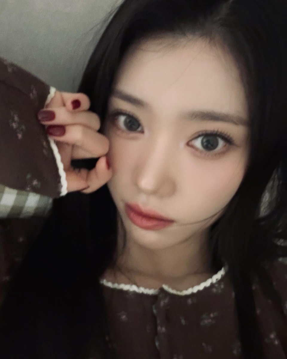 .                       ♡  ╱|、
                          (˚ˎ 。7  
                           |、˜〵          
                          じしˍ,)ノ