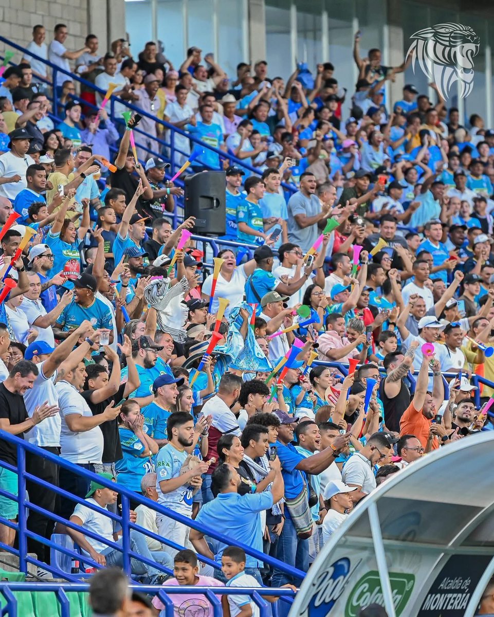 elmeridiano_co's tweet photo. #Deportes | 🐯⚽️🏟️🎉🏆 @JaguaresdeCord se coronó campeón del Torneo de Ascenso l 2025, tras derrotar 3-0 a Patriotas en el estadio Jaraguay de Montería, en juego de vuelta que estuvo dominado de principio a fin por el equipo que ya se pone a dos partidos de regresar a la primera categoría. El juego de ida había quedado 0-0, un empate que le dio más confianza a un onceno cordobés que de lejos fue el mejor equipo del semestre. #ElMeridianoTeUbica ⚽️🏟️🥅🐯