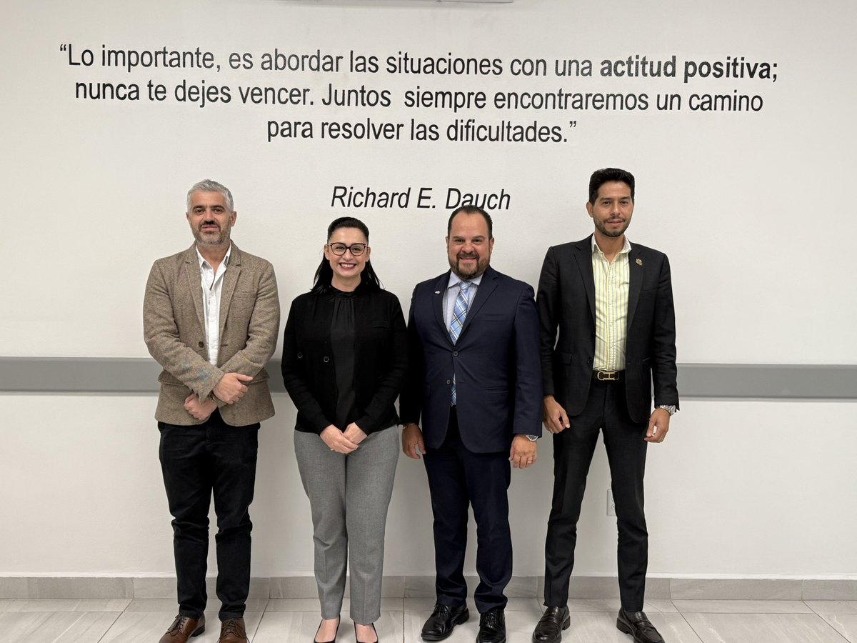 alejandrohdezfonseca (@alejandrohdezf3) on Twitter photo Fue un gusto dialogar con el equipo directivo de IG TRANSFORMADORES, empresa orgullosamente guanajuatense, con operaciones desde 1940 e importante integración vertical en su cadena de suministro, promoviendo siempre principios de Equidad y Respeto <a href="/economiagente/">Secretaría de Economía</a> <a href="/CristinaVsenor/">Cristina Villaseñor</a> Fue un gusto dialogar con el equipo directivo de IG TRANSFORMADORES, empresa orgullosamente guanajuatense, con operaciones desde 1940 e importante integración vertical en su cadena de suministro, promoviendo siempre principios de Equidad y Respeto <a href="/economiagente/">Secretaría de Economía</a> <a href="/CristinaVsenor/">Cristina Villaseñor</a>