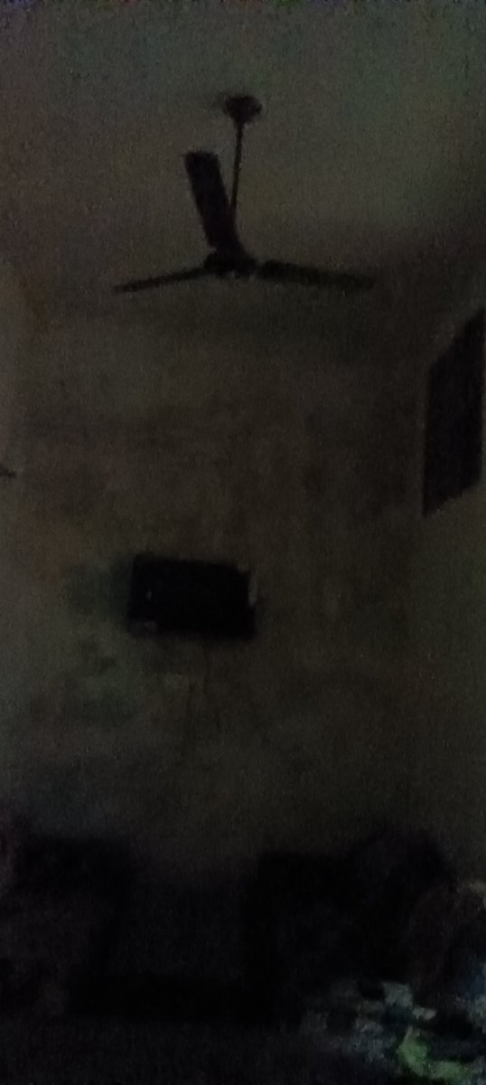 currentupd's tweet image. ऐसी गर्मी में भी बिजली कटौती की समस्या एक बड़ी मुसीबत ग्रामीणों में आक्रोश पूरी रात एक लाइन में नहीं दी गई लाइट आखिर कैसे गर्मी सहन करेंगे ग्रामीण मामला तहसील कलीनगर के ग्राम माधोटांडा का @myogiadityanath @aksharmaBharat  @EMofficeUP @JitinPrasada @MvvnlPilibhit @UPPCLLKO