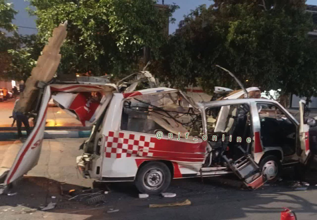 🚨 BREAKING -  Iranian channels report that the commander of the IRGC Ashura garrison in Najafabad was shot in his car by unknown gunmen, but survived

Then he was injured and put in an ambulance, and in the ambulance he was hit with a drone, dying in the process.