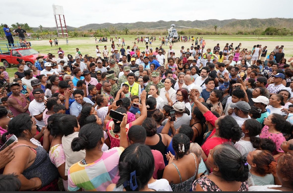 Presidenta Claudia Sheinbaum en Oaxaca, Quintana Roo, Yucatán y Campeche.
facebook.com/share/19wcbhWu…