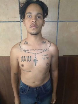 desaparecidaorg's tweet image. FERNANDO ALVES FERREIRA, autopercibido como AMANDA, nac. brasileña, DNI Nº 95.876.522, está #PROFUGO desde el 6/8/24 en Bariloche, Río Negro Fue condenado a prisión perpetua por el delito de homicidio. RECOMPENSA: $5.000.000.- por encontrarlo.  Avisar☎️134. Reserva de identidad.