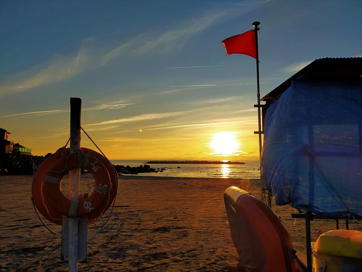 ferrishyn39's tweet image. 夏の東北 秋田県にかほ市象潟町 夕暮れの小砂川海水浴場
blog.livedoor.jp/denenlifemind/…
#旅行好きな人と繋がりたい #キリトリセカイ #写真で伝える私の世界