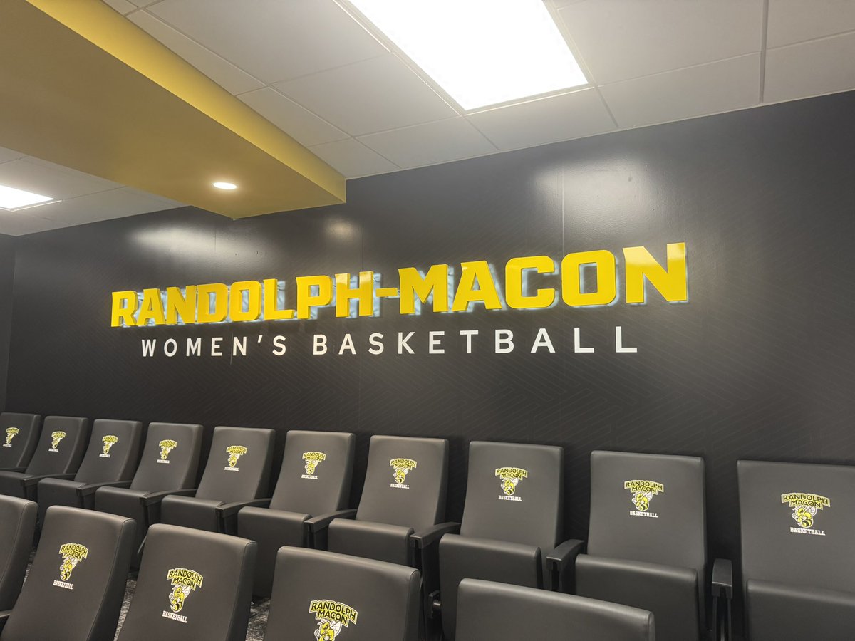 Had a great unofficial this past week with Randolph-Macon! Thank you Coach Stanton and Coach Burke for an amazing time. Looking forward too the future!!

<a href="/stantonjenna5/">Jenna Stanton</a> 
<a href="/burke_lindsey/">Lindsey Burke-Eberhart</a> 
<a href="/RMCWBB/">Randolph-Macon Women's Basketball</a> 
<a href="/va_impact/">VA Impact</a>