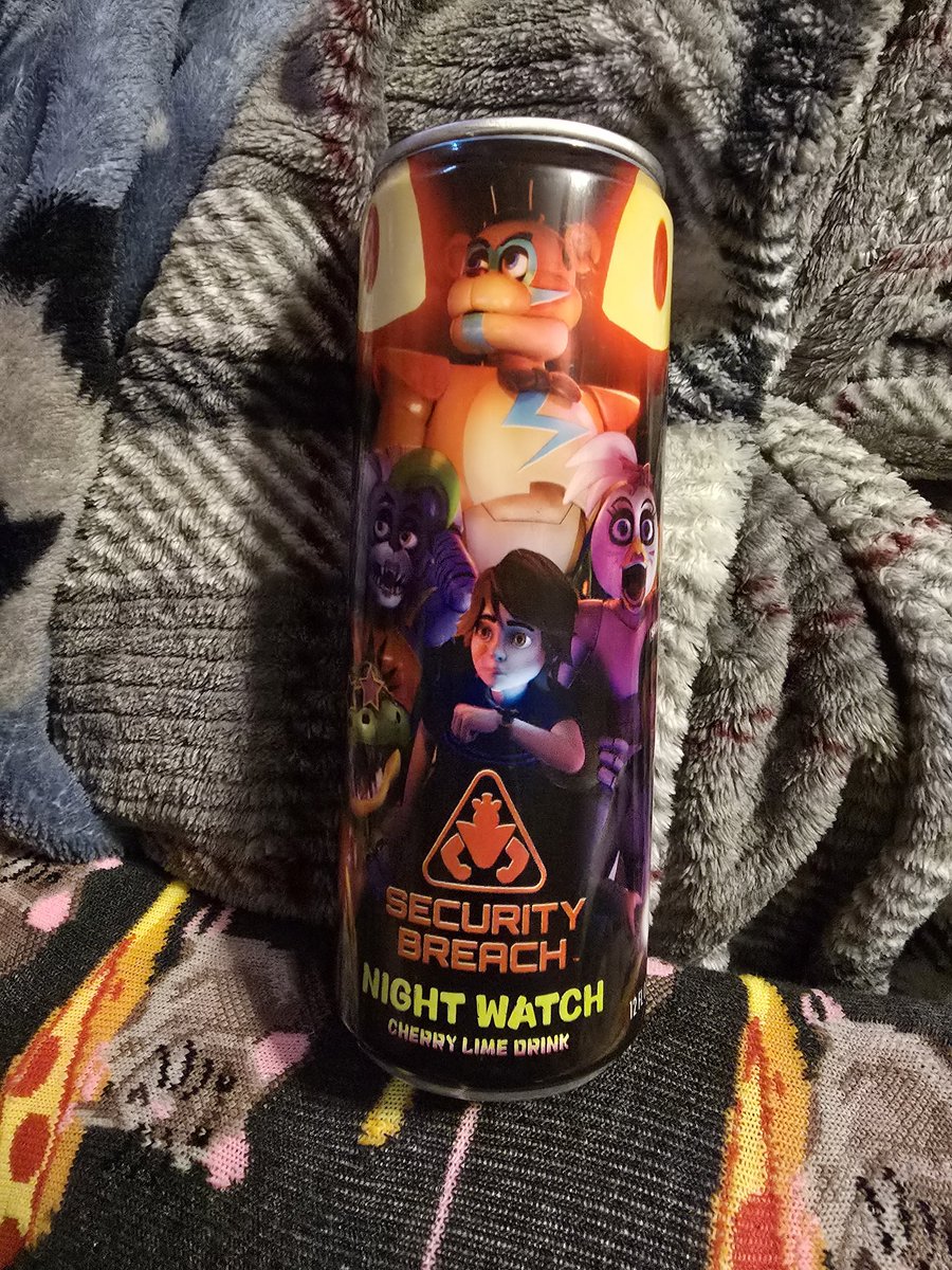oshawottttt_'s tweet image. Will this bring back some of my moots. Look what I got at the mall
#fnaf #FiveNightsAtFreeddys #securitybreach
