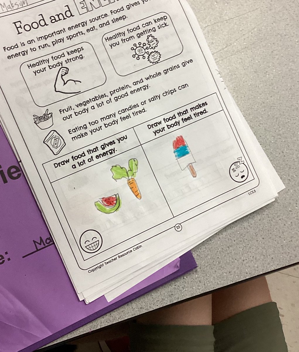 MrsTothill's tweet photo. In science, Ss learned which foods give you energy. https://t.co/AFrR5OcTQw