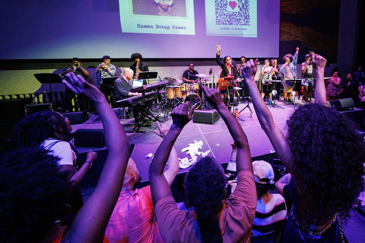 Suzan-Lori Parks &amp; The Joyful Noise brought the house down with The Tune Up, a Juneteenth celebration!

This electric evening blended short plays, music, and storytelling with a nine-piece band and exciting guest artists! 

Presented with The Flea Theater
📸: Sachyn Mital
