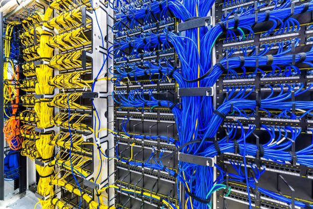 Benzentino's tweet photo. @tyronnrush @Kofie Wifi lets us connect to the internet. What do businesses use that makes the internet and all its apps/sites so useful?….. https://t.co/uWvxy717ti