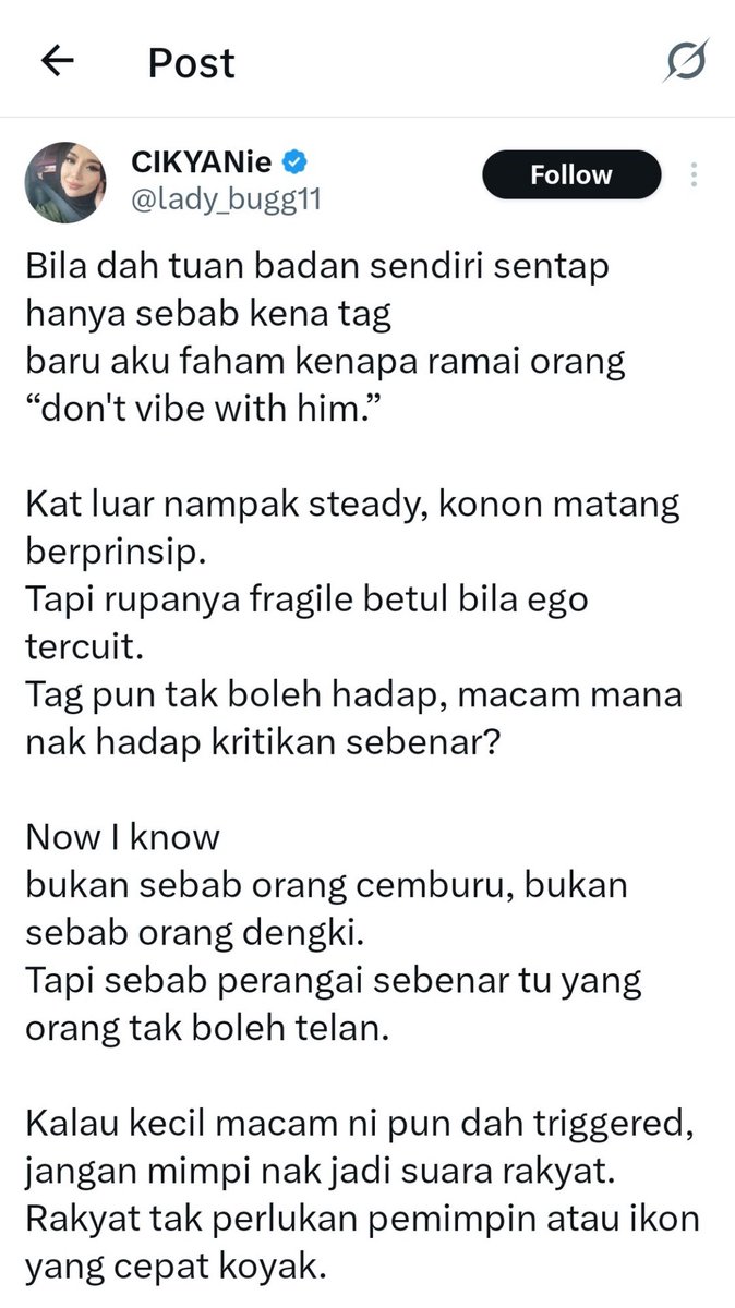 RajaKucing_YNWA's tweet photo. You just don’t know when to shut the whole in your face do you? Keep talking trash because the more you up your trash status the more annoying you will be. https://t.co/JgDX39TE7E