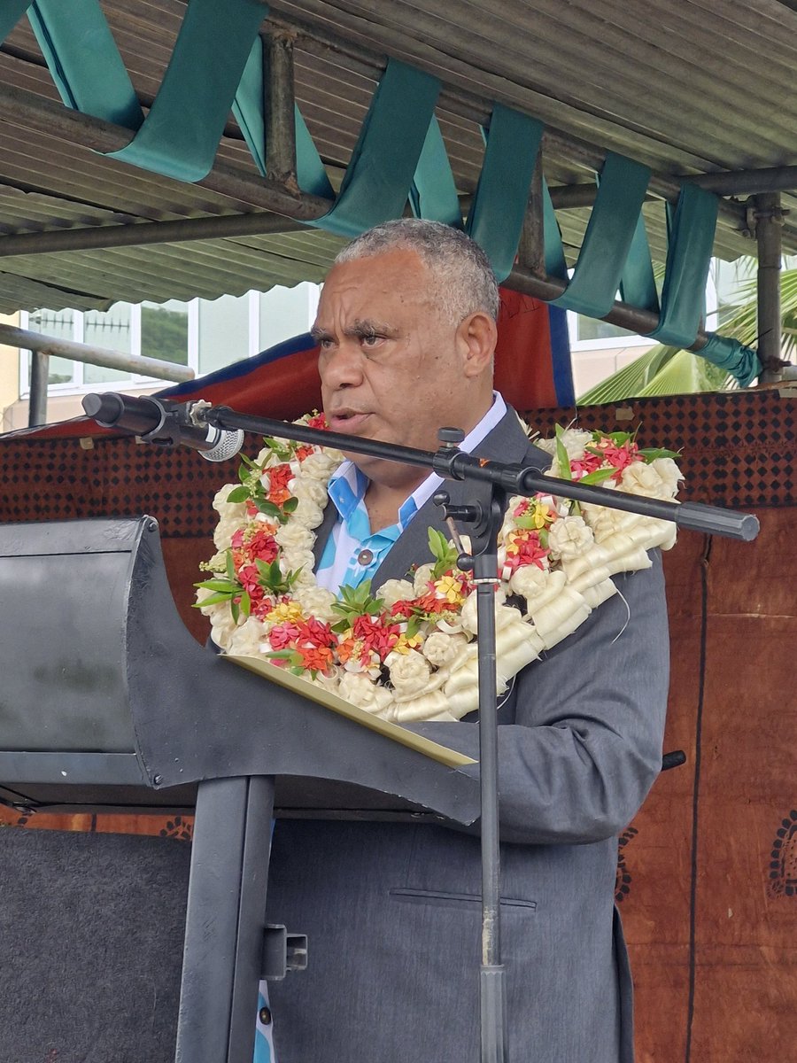 MsgSecretariat's tweet photo. Outgoing Chair of the MSG &amp; 🇻🇺's Prime Minister Hon. Jotham Napat hands over chairmanship to 🇫🇯 PM Hon. Sitiveni Rabuka in a traditional ceremony and show of gifts to MSG Members at the Bose Levu Vakaturaga grounds in Suva. https://t.co/iijozeGhjs