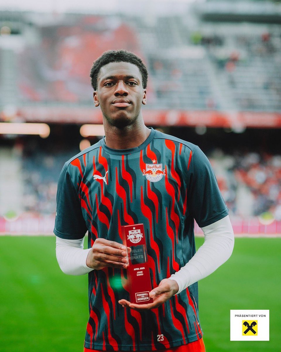 فكرت اني اضحي بديمرال ماني متقبلها لكن ممكن نحيبه مكان دامس المدافع ولا غلطة🤩💚