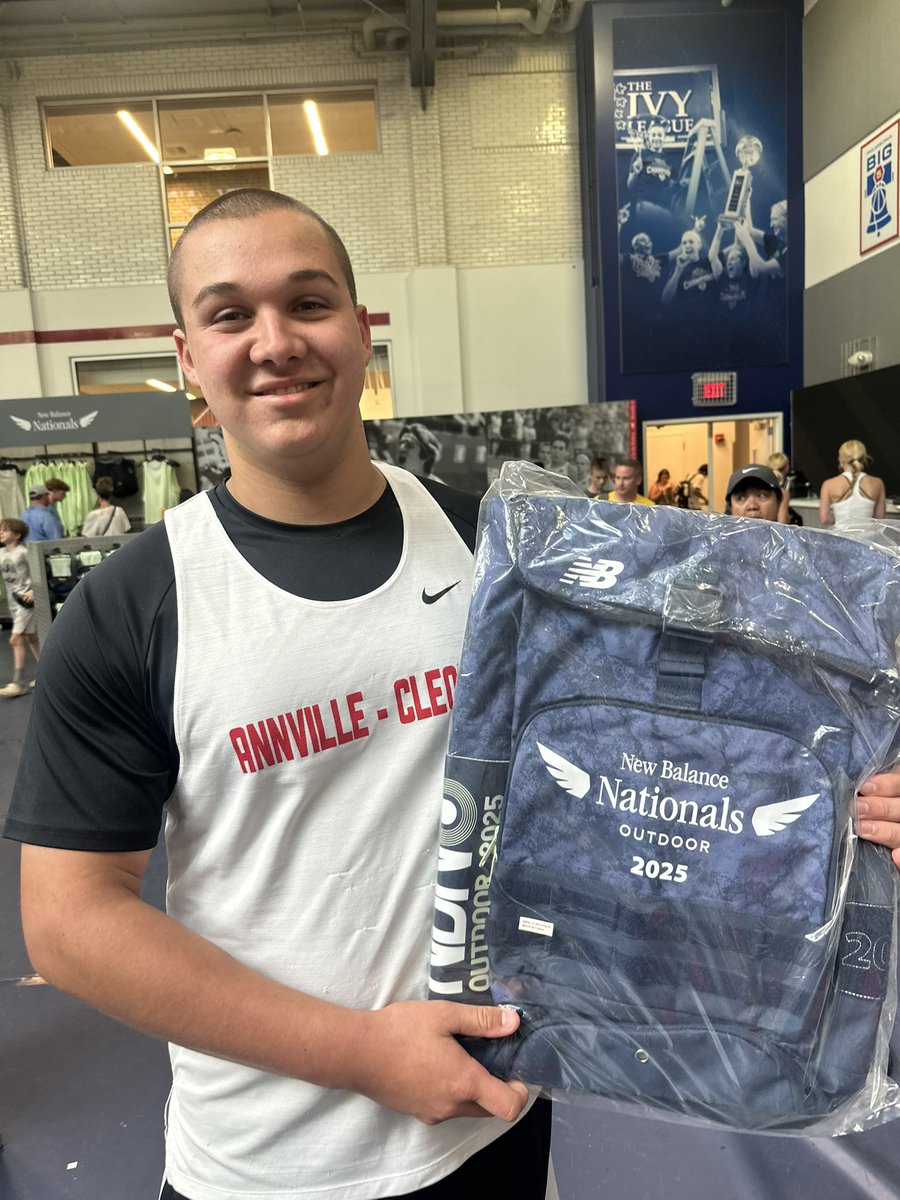 National Bags secured ✔️ Congrats to David Moran (Adidas Nationals), Girls 4x100 (New Balance Nationals), &amp; Dominic Wentling (New Balance Nationals) on competing this weekend! Way to represent our School &amp; Community on some pretty big stages! #fortheloveofthebag #workharddreambig