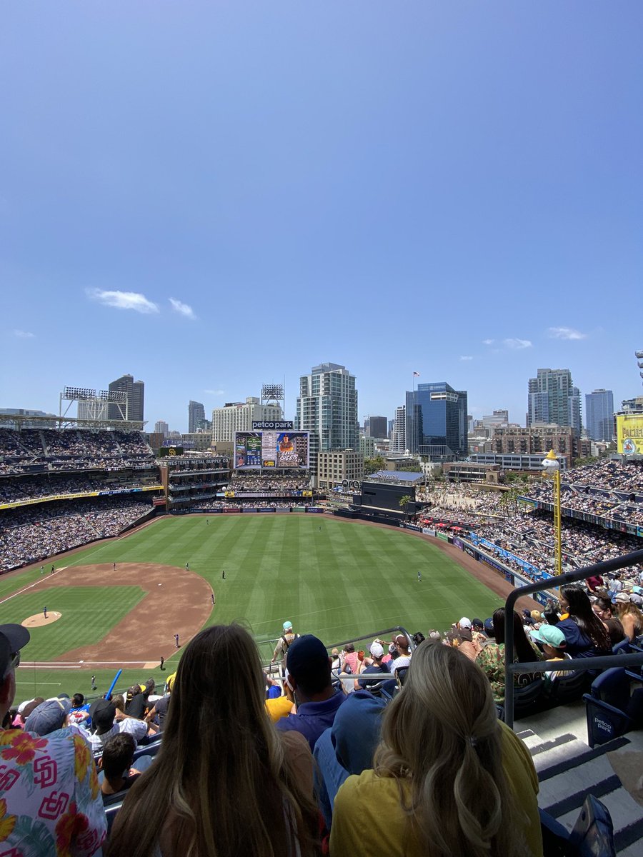 one9_9one's tweet photo. Another beautiful day in paradise.
#DadsWin https://t.co/TDmapRfVGK