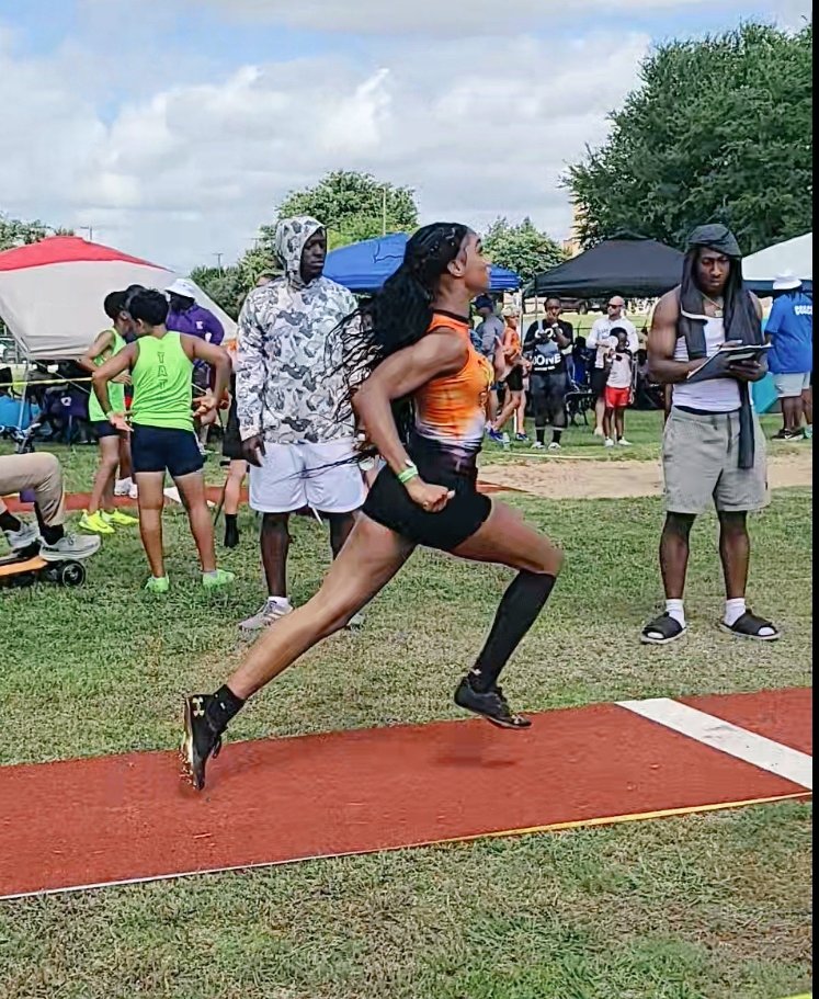 Layla Flowers tweet media