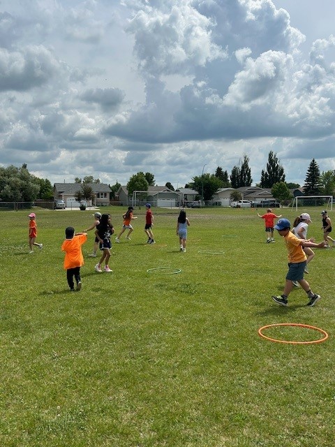 Ecole St. Michael’s School tweet media