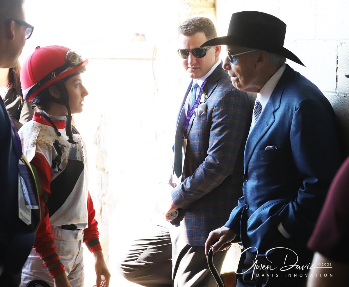 Saying prayers for Hall of Fame trainer D. Wayne Lukas. Thank you for letting the world enjoy your talent and share your friendship. 🙏🏇
#legend #coach #horseracing #Derby #Preakness #belmontstakes #WINNER #thankyou
