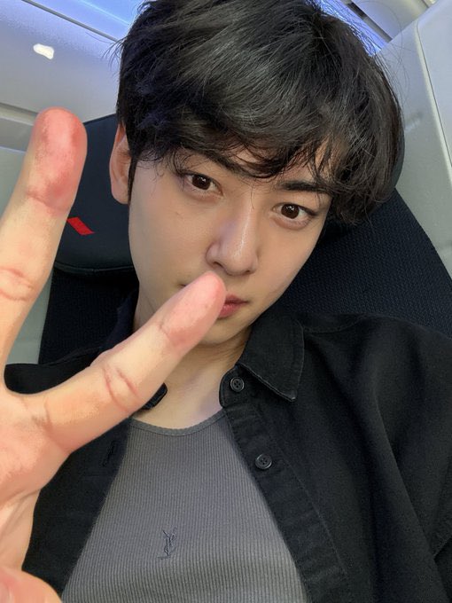Eunwoo. tweet media