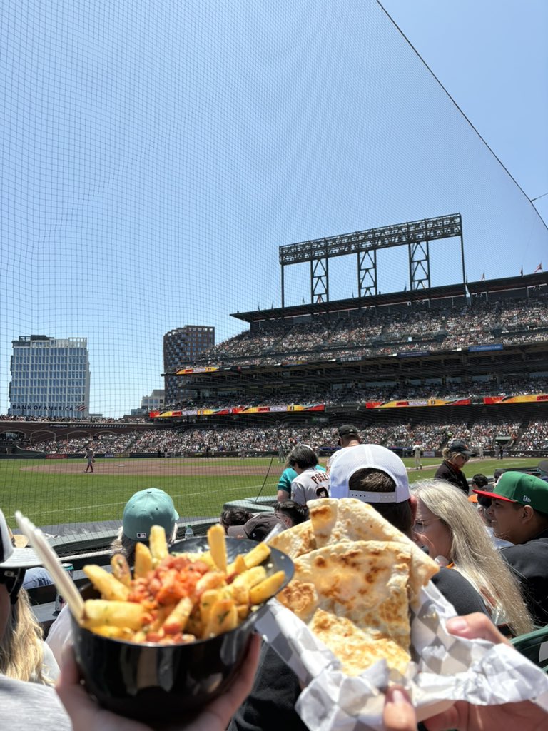 SFG Commentary tweet media