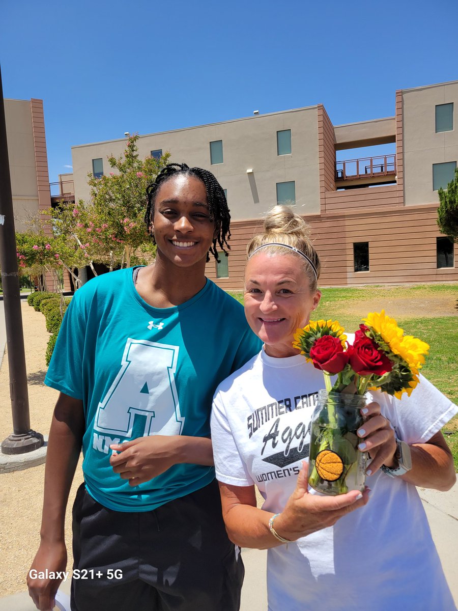 TreTilJon's tweet image. I have coached for 30 years but today I moved my daughter into HER college dorm room at NMST. The player parent role is a seat I have never experienced. Giving God glory for her story. Yes, I am going to ugly cry!!! She's excited and that excites me. #Tillisaboutit