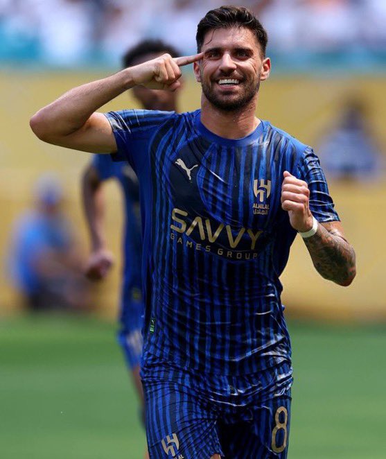 حسان بونو ناصر نيفيز سافيتش
شكرًا لكم فقط على الاداء العظييييم💙