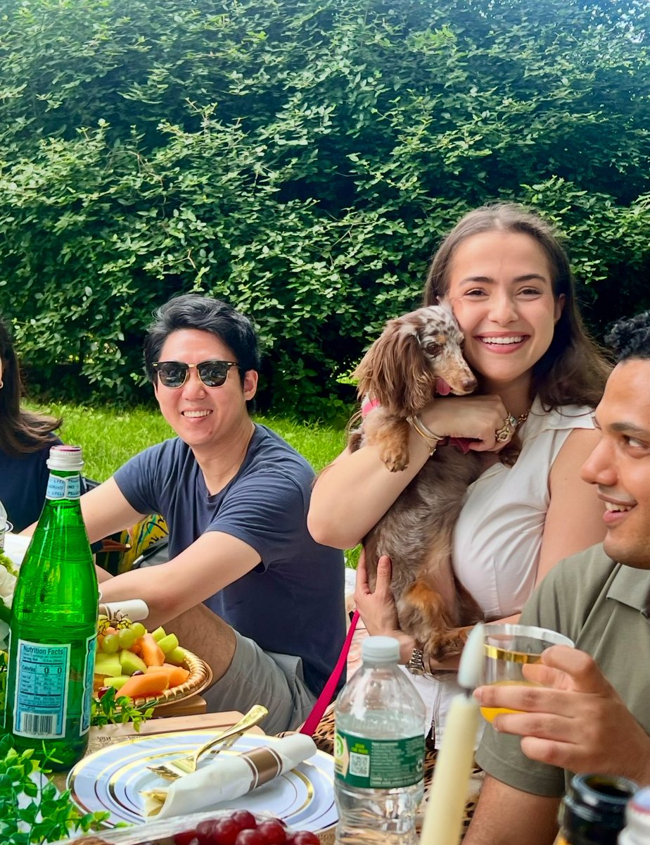 minney_cat's tweet image. making magic out of the ordinary is as simple as romanticizing a picnic in the park for friends
with a little intention, relationships which began digitally find a home irl and casual interactions can turn into moments of meaning