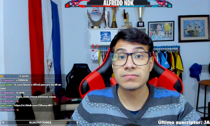 EN STREAM

LES AMO A LOS DEL CHAT, SON MIS MEJORES AMIGOS

mañana juega messi contra palmeiras

kick.com/alfredd-ndk
kick.com/alfredd-ndk
kick.com/alfredd-ndk