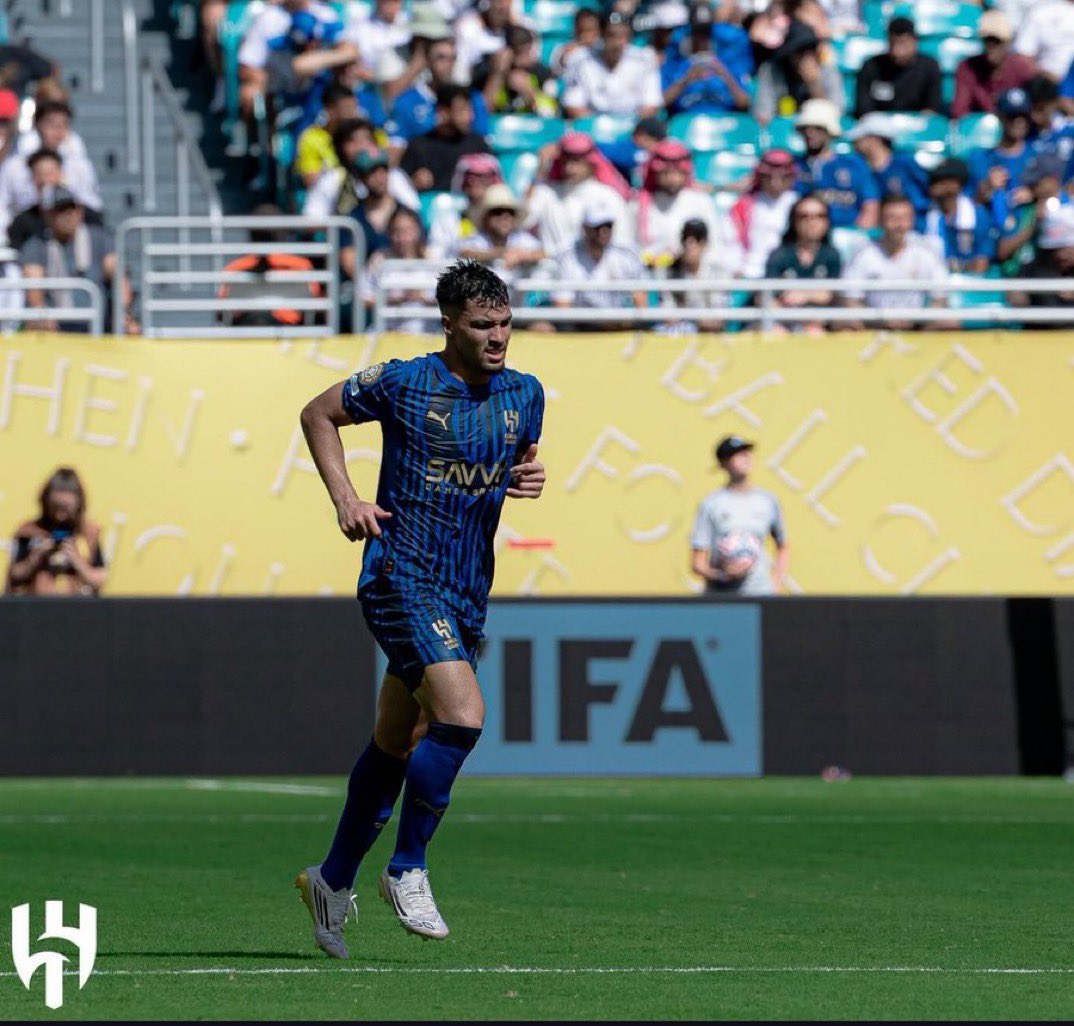 مصدومه من مستواه مرررره😰😰😰

 انتم مصدومين مثلي😰😰😭

#الهلال_سالزبورغ 
#الهلال_في_كأس_العالم 
#ماركوس_ليوناردو